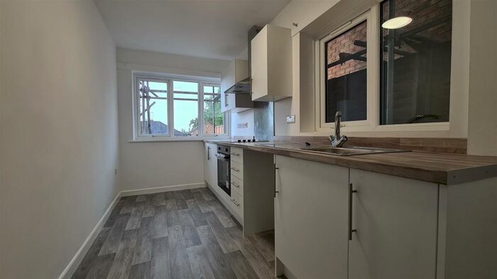 3 Bedroom Semi-Detached House To Rent In Bunbury Road, Birmingham, B31