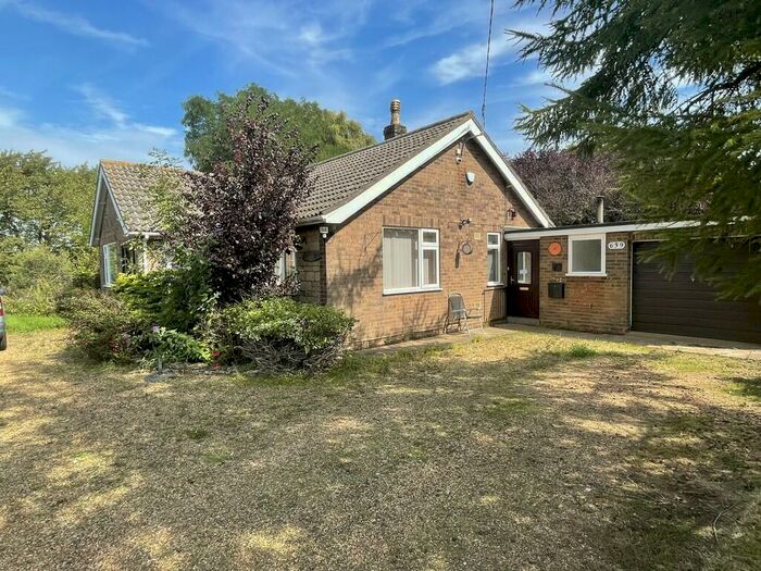 3 Bedroom Detached Bungalow For Sale In Broadgate, Weston Hills, PE12