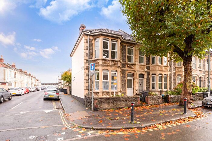 1 Bedroom Flat For Sale In New Station Road, Fishponds, BS16