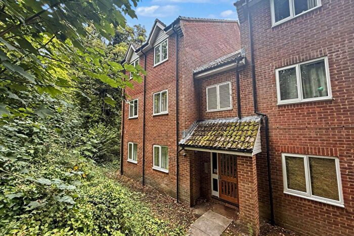 1 Bedroom Flat For Sale In Salisbury, SP2