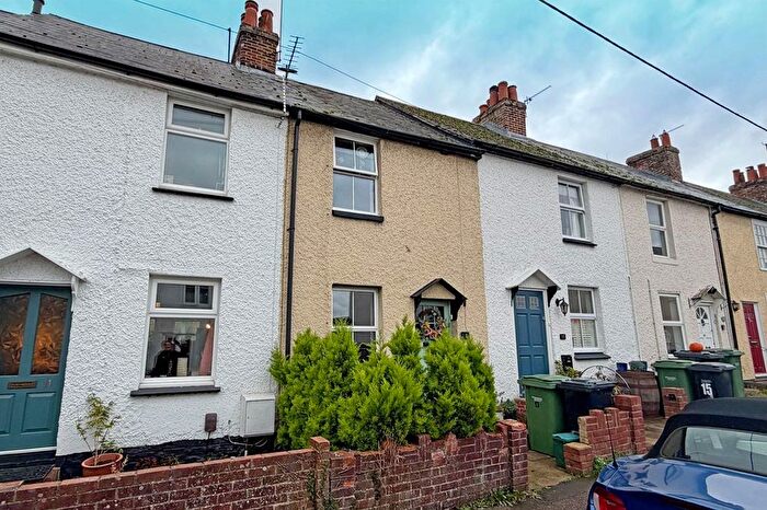 2 Bedroom Terraced House For Sale In Church Street, Didcot, OX11