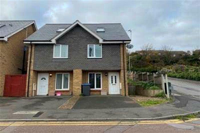 3 Bedroom End Of Terrace House To Rent In Primrose Road, Dover, CT17