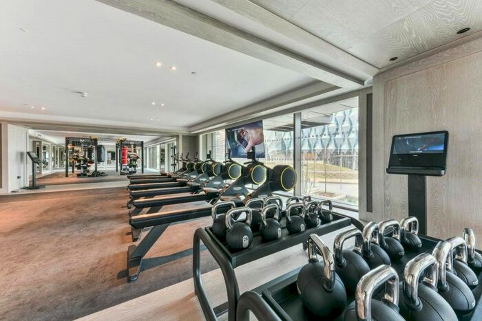 1 Bedroom Flat To Rent In Legacy Building, Embassy Gardens, Nine Elms, SW11