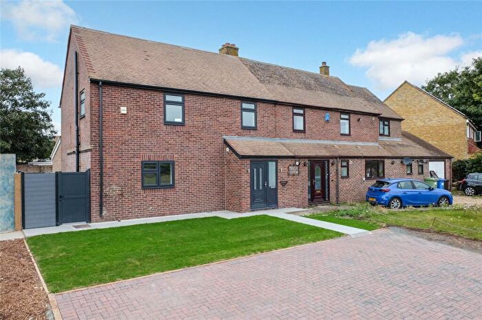 3 Bedroom Semi-Detached House For Sale In Conyer Road, Conyer, Sittingbourne, ME9