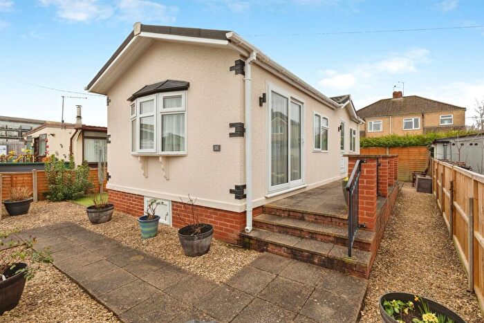 1 Bedroom Park Home For Sale In Avonsmere Residential Park, Stoke Gifford, Bristol, BS34