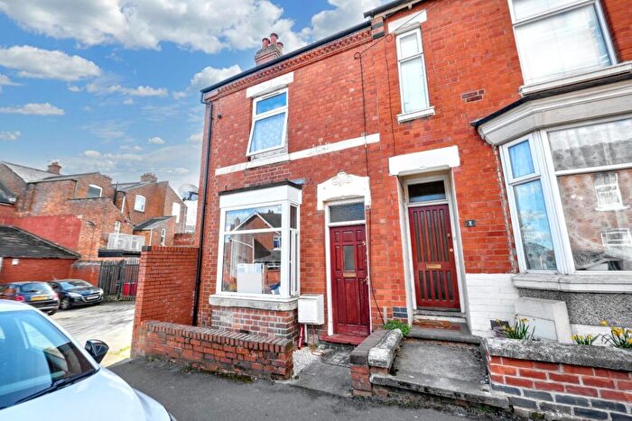 3 Bedroom End Of Terrace House For Sale In Poplar Road, Coventry, CV5