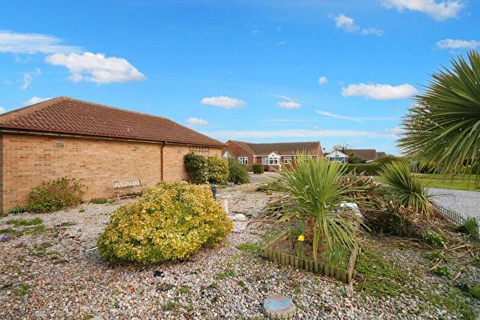 1 Bedroom Bungalow To Rent In Bexley Avenue, Harwich, CO12