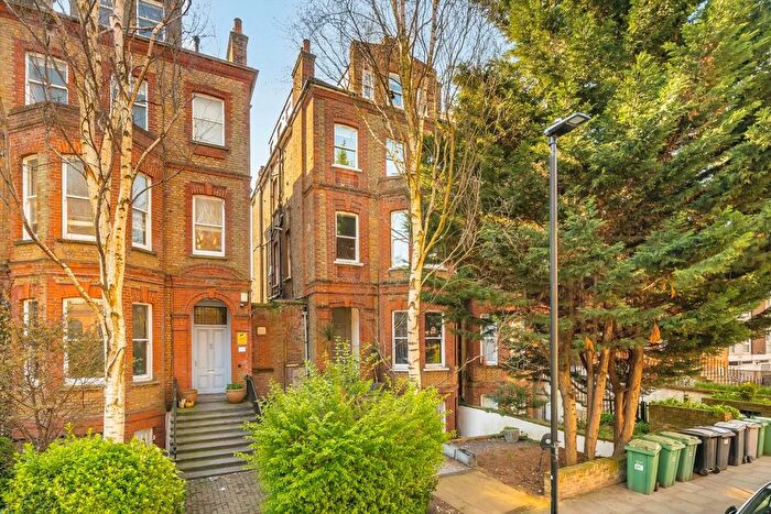 4 Bedroom Flat To Rent In Fellows Road, St. John's Wood, NW3