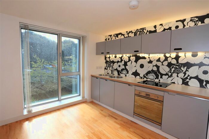 1 Bedroom Flat For Sale In Dalton Street, Manchester, M40