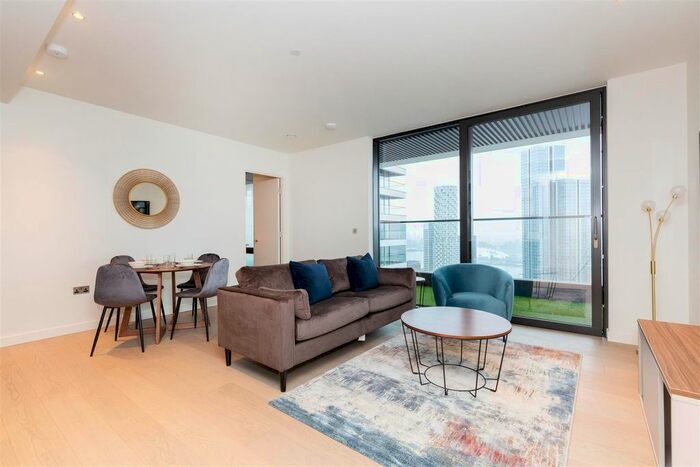 1 Bedroom Flat To Rent In Hobart Building, Wards Place, E14