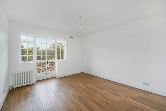 2 Bedroom Flat To Rent In Ealing Village, London, W5