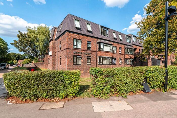 2 Bedroom Flat For Sale In Ockley Court, Main Road, Sidcup, Kent, DA14