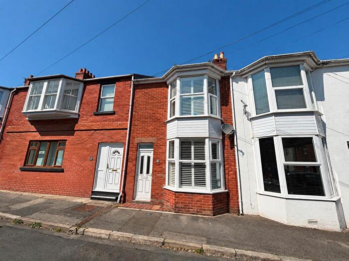 2 Bedroom Terraced House For Sale In Highland Road, Weymouth, DT4