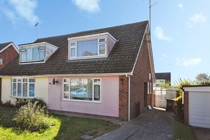 3 Bedroom Semi-Detached House For Sale In Hawkes Road, Coggeshall, Colchester, CO6