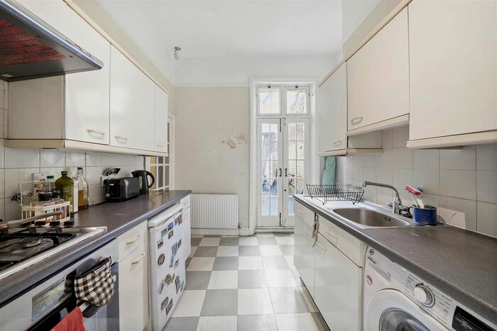1 Bedroom Flat To Rent In Rectory Grove, London, SW4