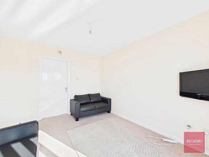 1 Bedroom Flat To Rent In Abernethy Quay, Marina, Swansea, SA1