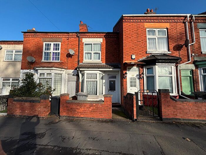 2 Bedroom Terraced House To Rent In Gipsy Lane, Leicester, LE4