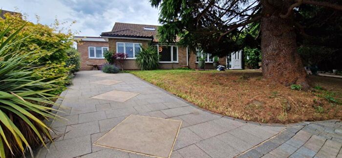 3 Bedroom Semi-Detached House For Sale In Northfleet, Gravesend, Kent, DA11