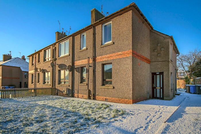3 Bedroom Villa To Rent In Cardross Crescent, Broxburn, West Lothian, EH52