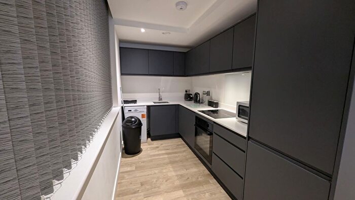 1 Bedroom Flat To Rent In Seymour Grove, Old Trafford, Manchester, M16