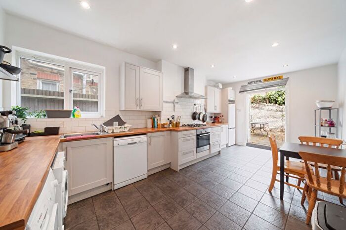 4 Bedroom Property To Rent In Cathles Road, Clapham South, SW12