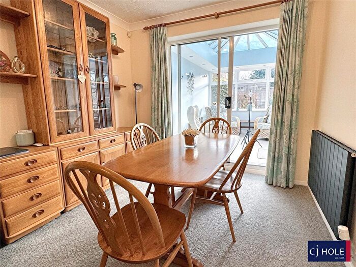 4 Bedroom Detached House For Sale In Spinney Road, Barnwood, Gloucester, GL4