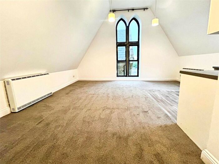 2 Bedroom Flat To Rent In Conway Hall, Conway Mews, Gillingham, Kent, ME7