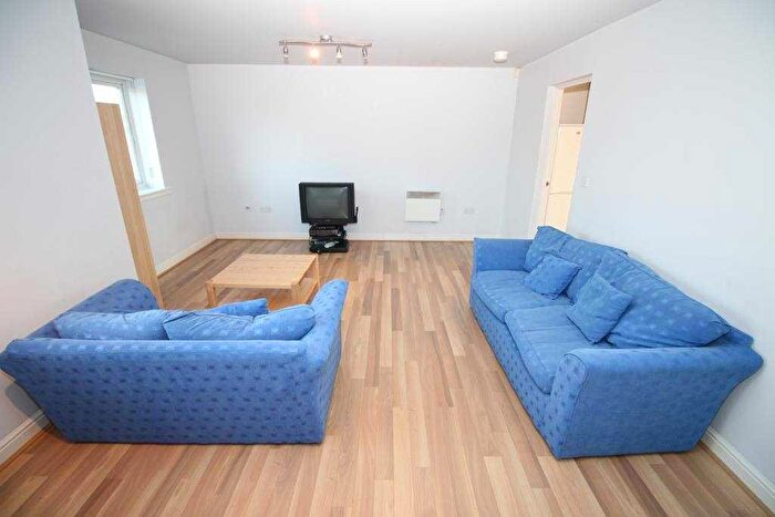 2 Bedroom Apartment To Rent In Knightsbridge Court, Gosforth, NE3