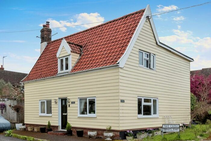 4 Bedroom Detached House For Sale In Haughley New Street, Haughley, Stowmarket, IP14