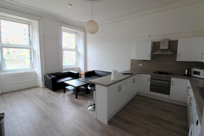 5 Bedroom Flat To Rent In Hmo Dalhousie Street, Glasgow, G3