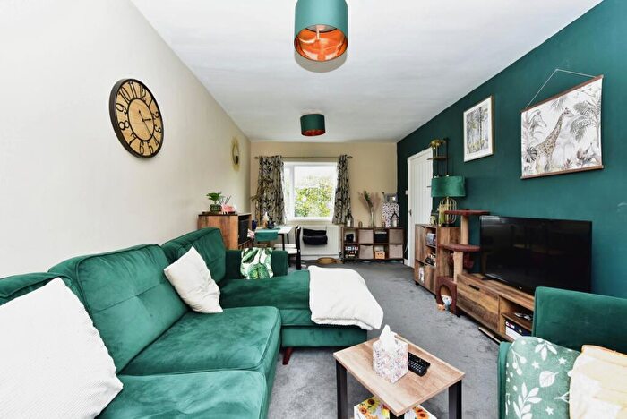 2 Bedroom Semi-Detached House For Sale In Thornbridge Way, Sheffield, South Yorkshire, S12