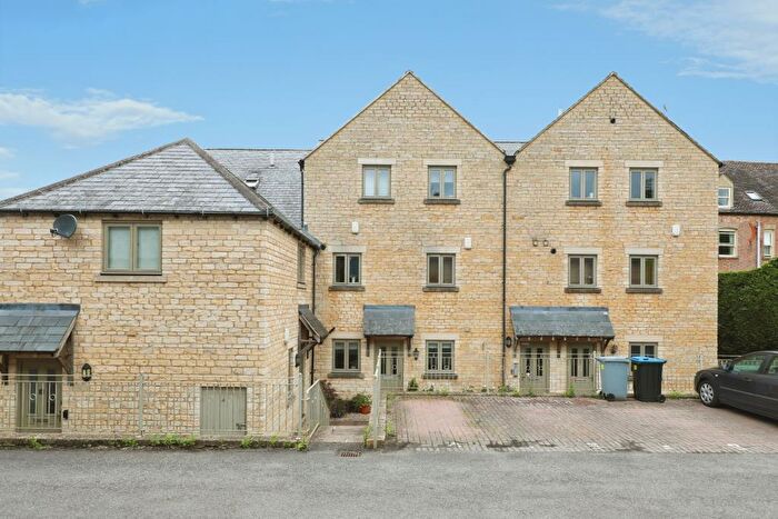 1 Bedroom Apartment To Rent In Churchill Place, Chipping Norton, OX7