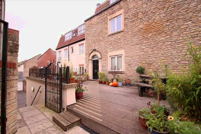 2 Bedroom Apartment To Rent In The Old Court House, Waterloo, Frome, BA11