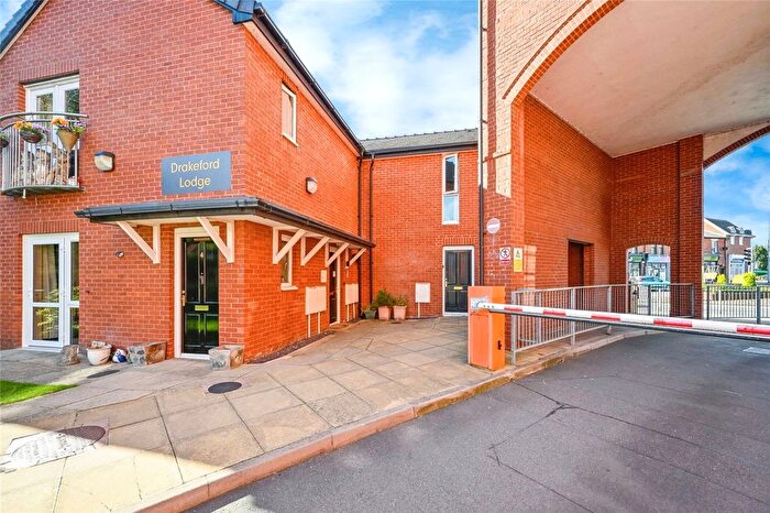 2 Bedroom Flat For Sale In Drakeford Lodge, Stafford, ST17