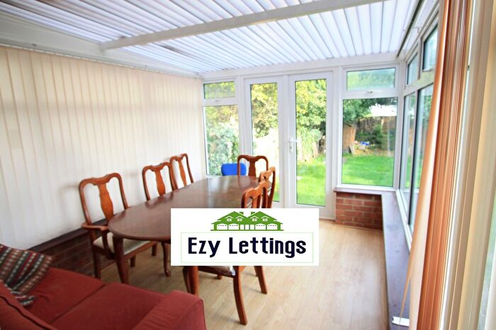 4 Bedroom Terraced House To Rent In Strathbrook Road, Norbury, SW16