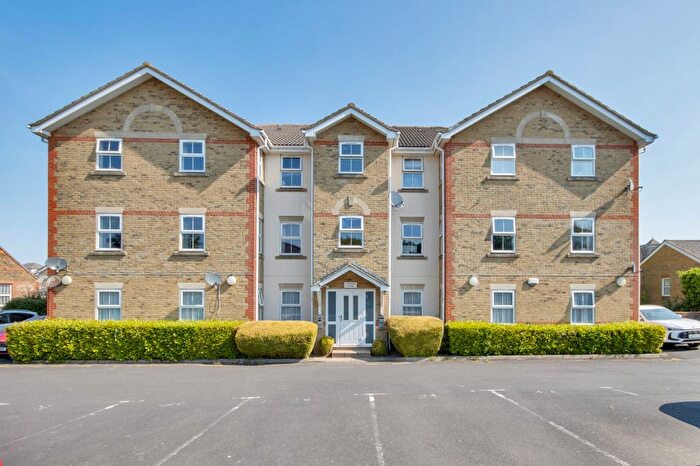 1 Bedroom Flat To Rent In Wingate Court, Anselm Close, Sittingbourne, Kent, ME10