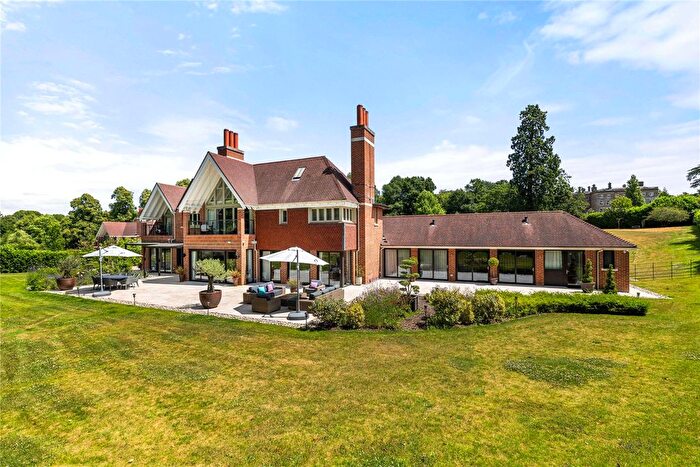 6 Bedroom Detached House For Sale In Wildernesse Avenue, Sevenoaks, Kent, TN15