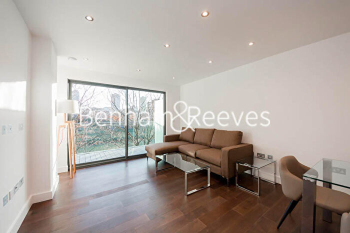 2 Bedroom Apartment To Rent In Paton Street, Clerkenwell, EC1V