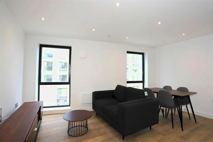 1 Bedroom Flat To Rent In Chester Road, Manchester, M15