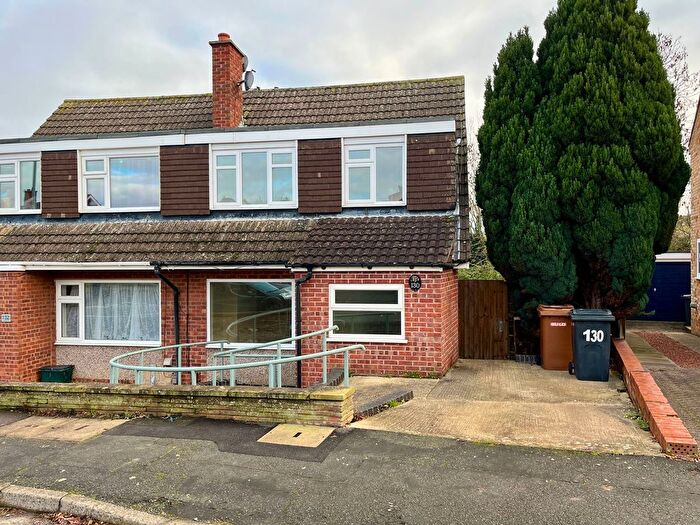 3 Bedroom Semi Detached House For Sale In Grange Drive, Melton Mowbray, LE13