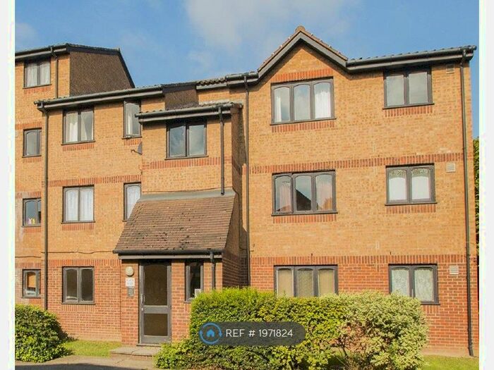 1 Bedroom Flat To Rent In Bridge Meadows, London, SE14