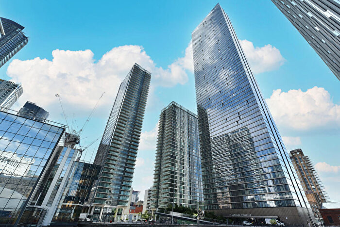 1 Bedroom Apartment For Sale In Landmark West Tower, E14