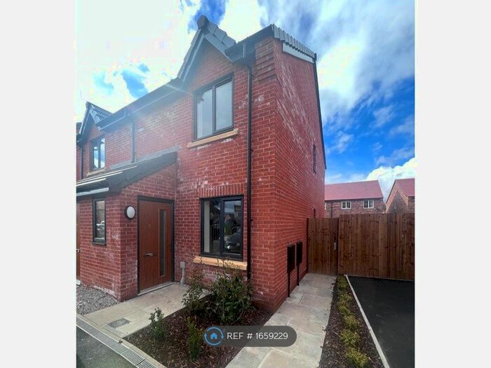 2 Bedroom Semi-Detached House To Rent In Balwen Close, Winsford, CW7