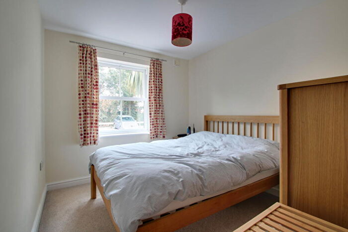 2 Bedroom Apartment To Rent In Craven Road, Newbury, RG14