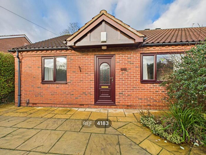 2 Bedroom Semi-Detached Bungalow To Rent In Plains Road, Mapperley, Nottingham, NG3