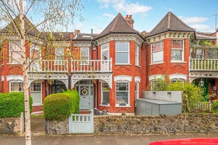 4 Bedroom House To Rent In Normanby Road, Dollis Hill, London, NW10