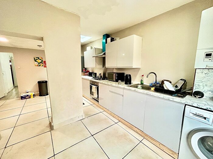 4 Bedroom Property To Rent In Morley Road, London, E15