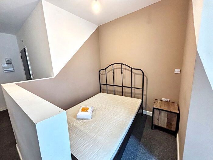 1 Bedroom Semi Detached House To Rent In Blackswarth Road, Bristol, BS5