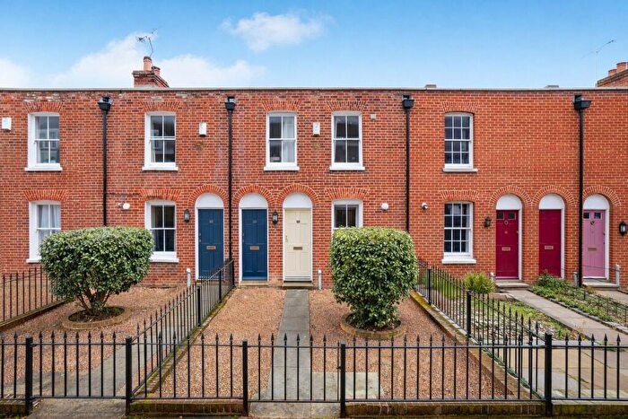 5 Bedroom House To Rent In Kirbys Lane, Canterbury, CT2