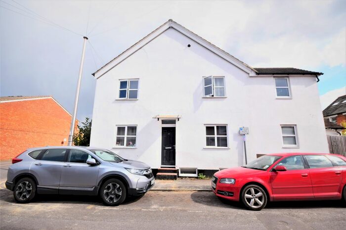 5 Bedroom Detached House To Rent In Eagle Road, Guildford, GU1